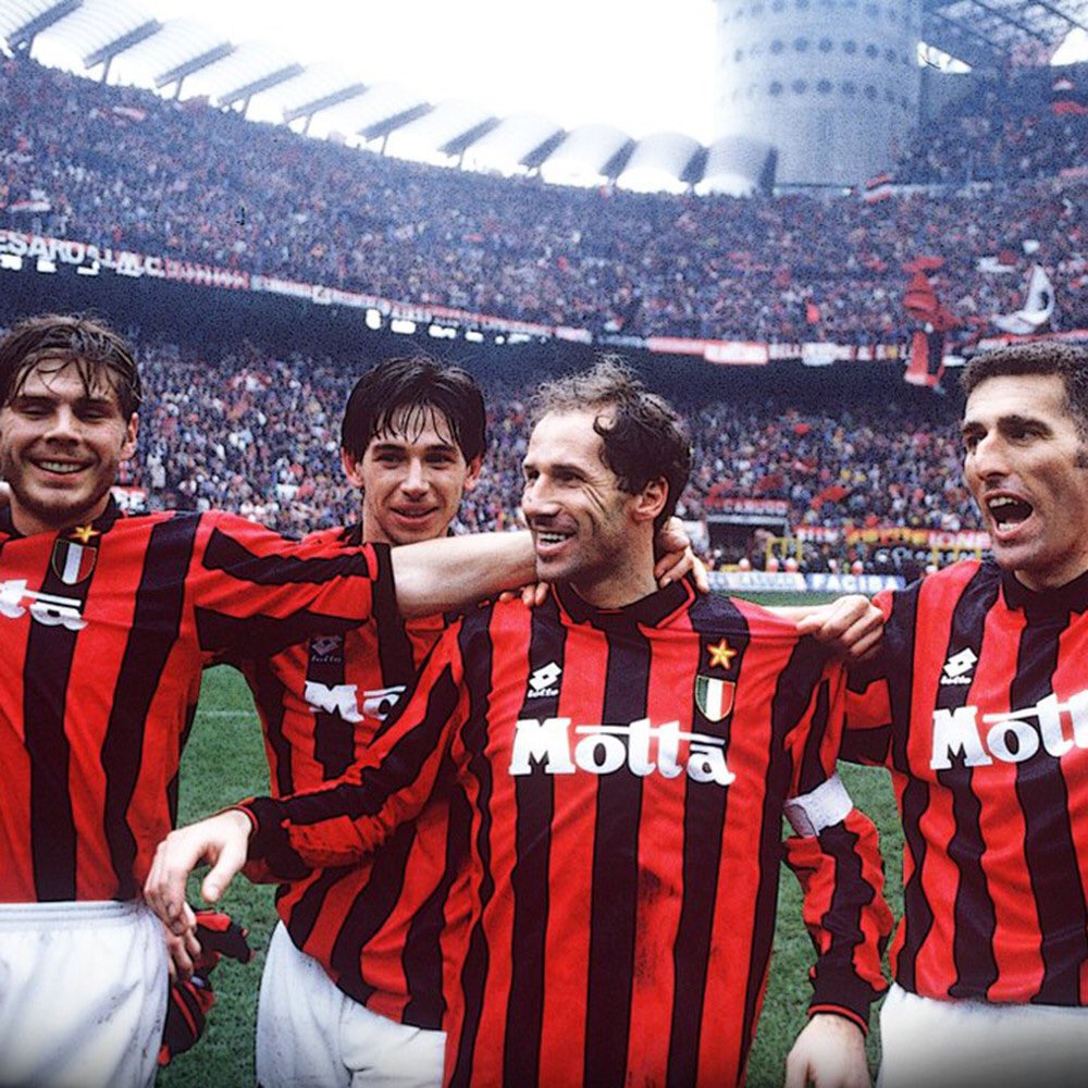 AC Milan 1993/94 local manga larga