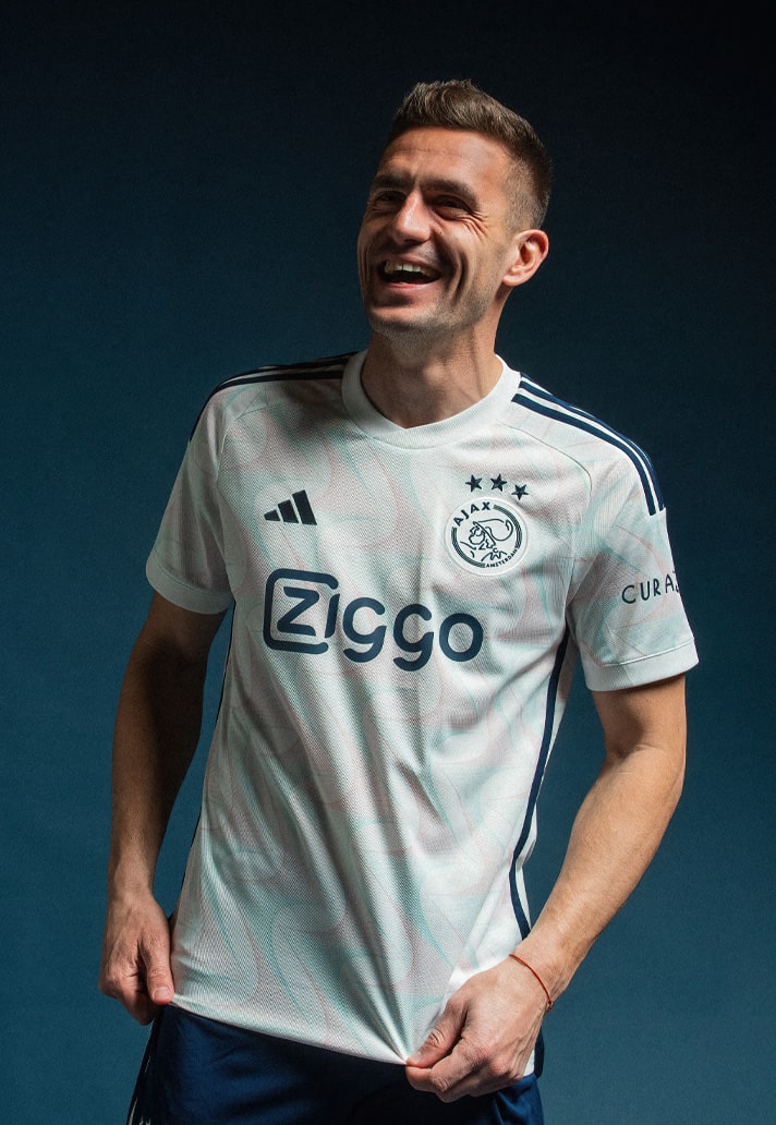 Ajax 2023/24 visita versión aficionado