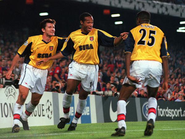 Arsenal 1999/01 visita