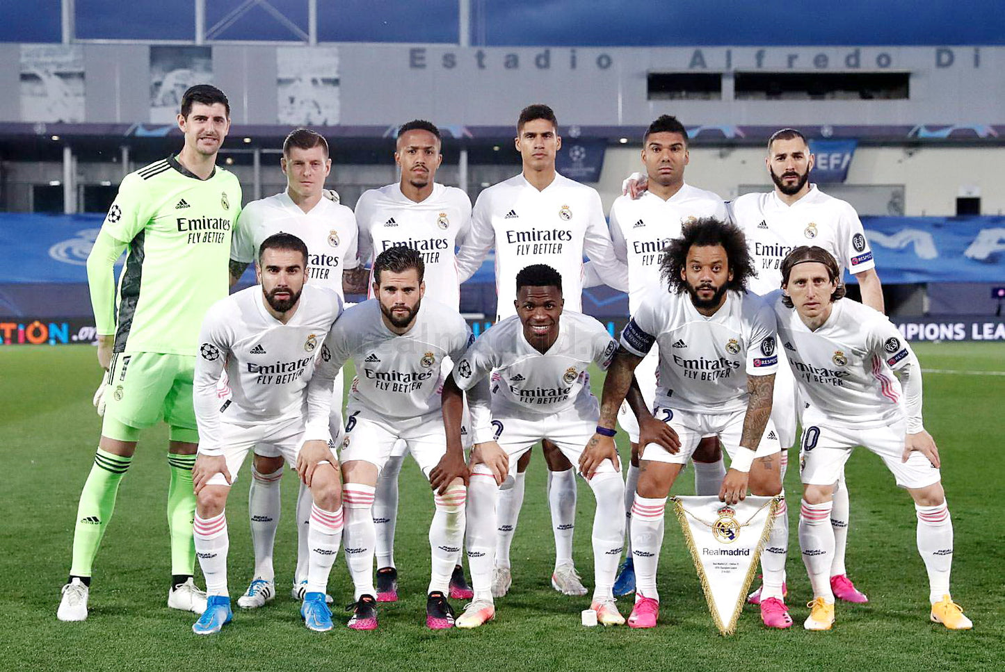 Real Madrid 2020/21 local manga larga